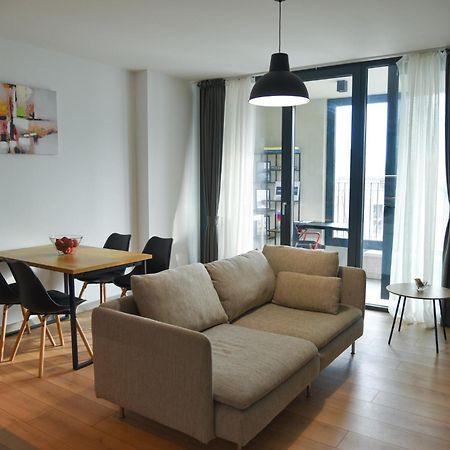 Sunlit Elegance Escape Apartment Varna Buitenkant foto