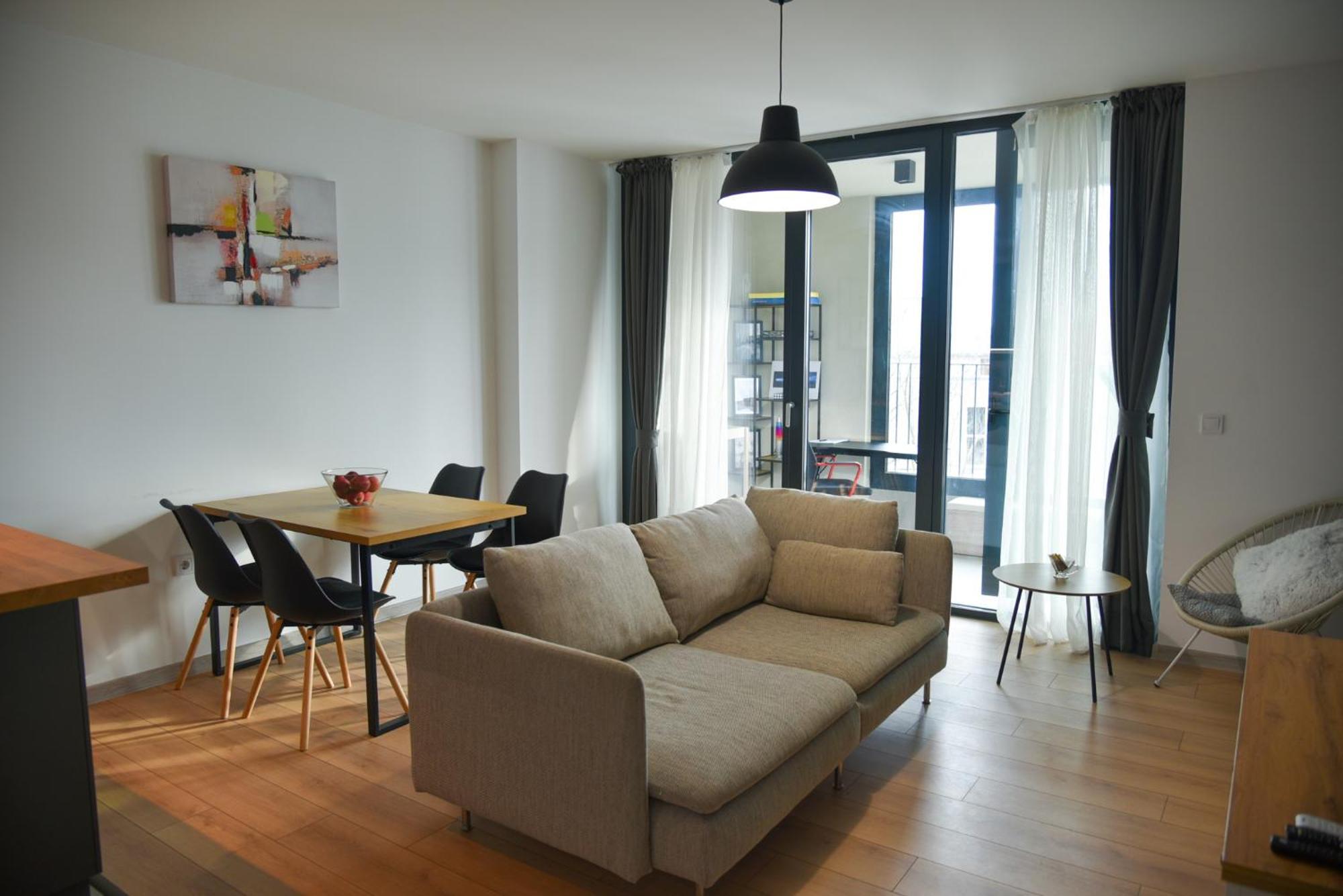 Sunlit Elegance Escape Apartment Varna Buitenkant foto