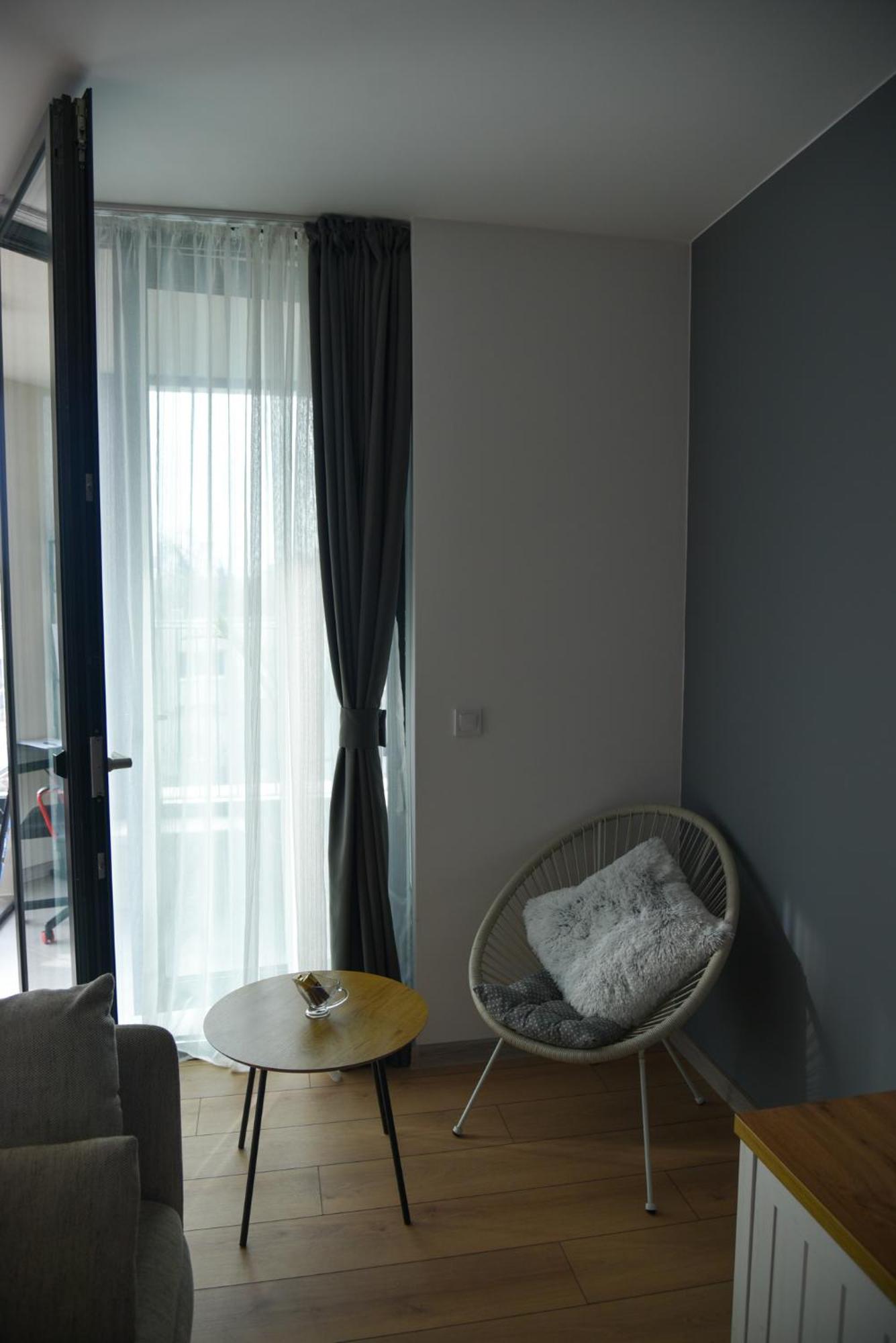 Sunlit Elegance Escape Apartment Varna Buitenkant foto